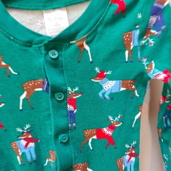 Mini Boden Kids Festive Reindeer Print Green Button-Up Pajamas Size 4Y 104cm - Picture 2 of 4